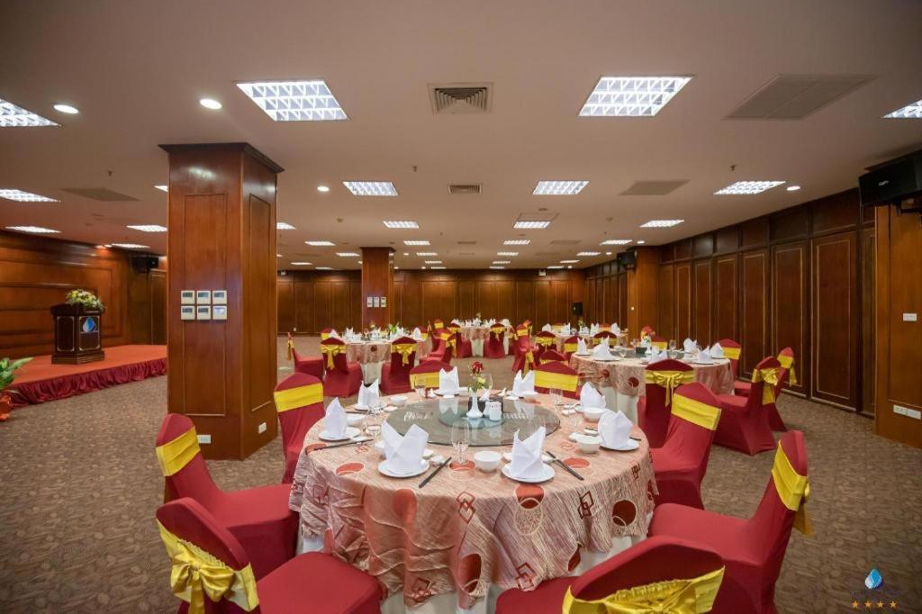 Vientiane Plaza Hotel Buitenkant foto