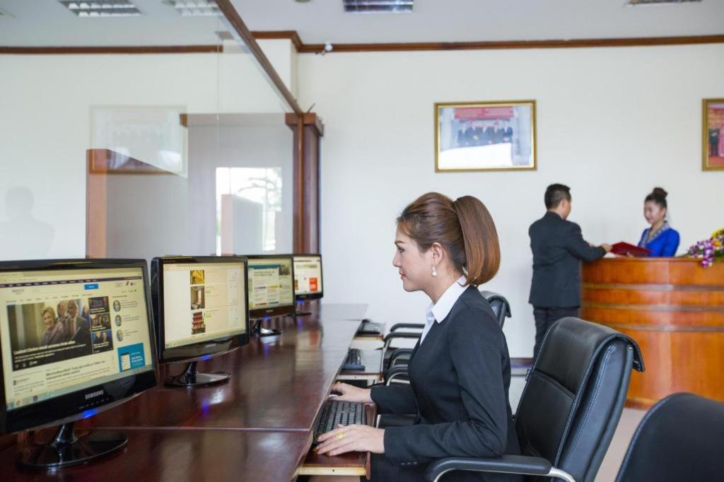 Vientiane Plaza Hotel Buitenkant foto